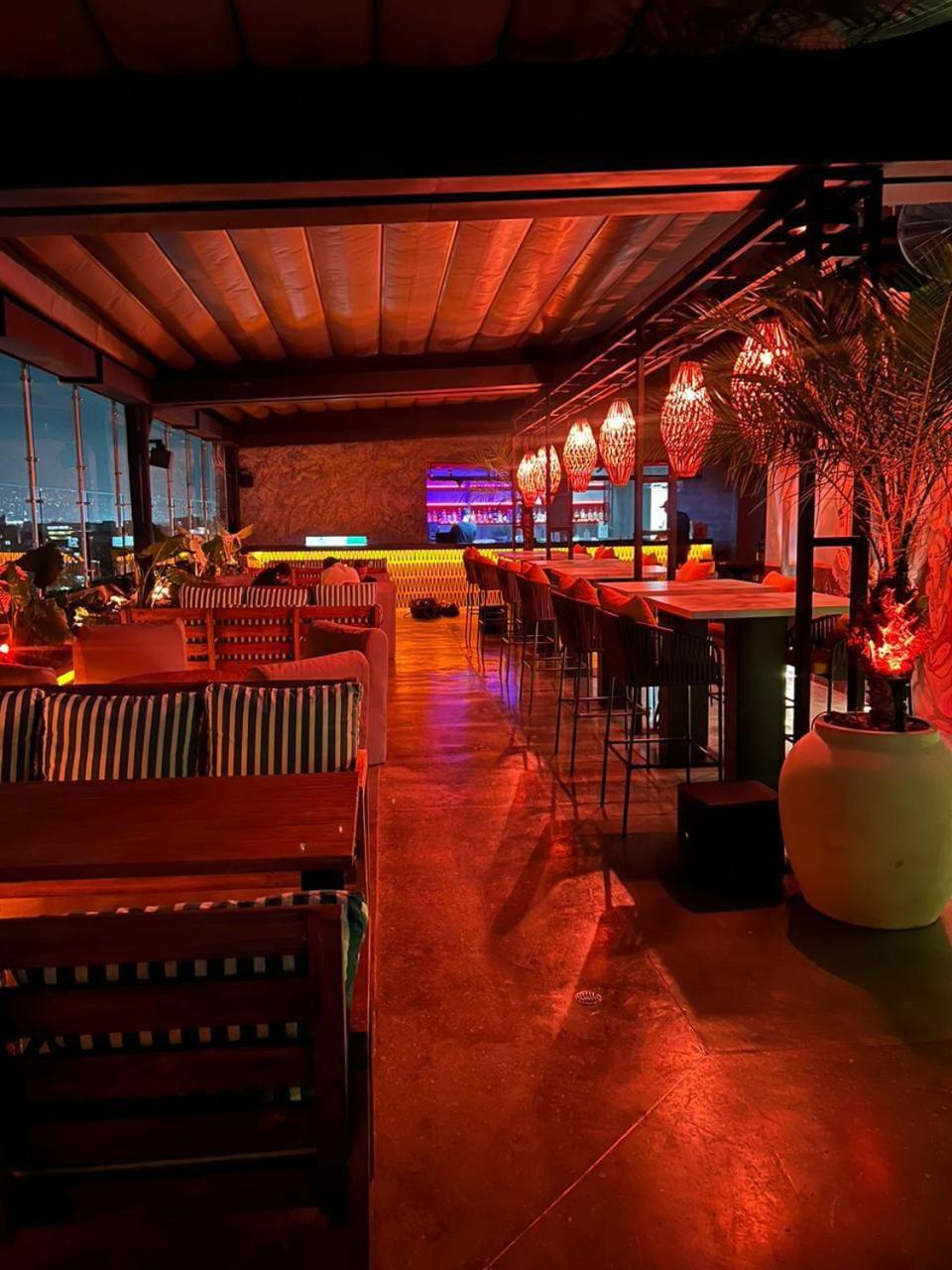 Sonata 44 Hotel Laureles Medellin Exterior photo